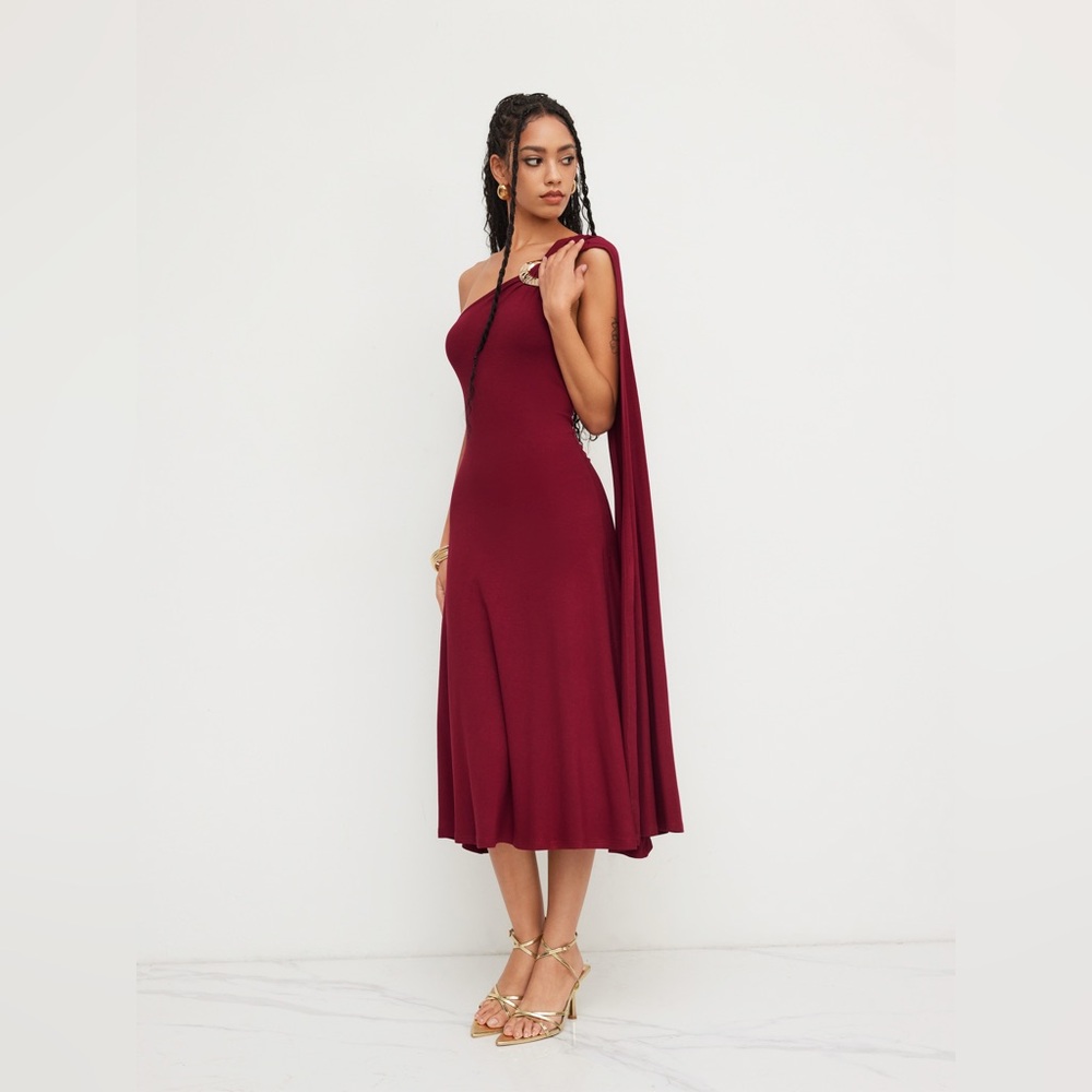 Nwt Cider asymmetrical One-Shoulder Burgundy midi Dress